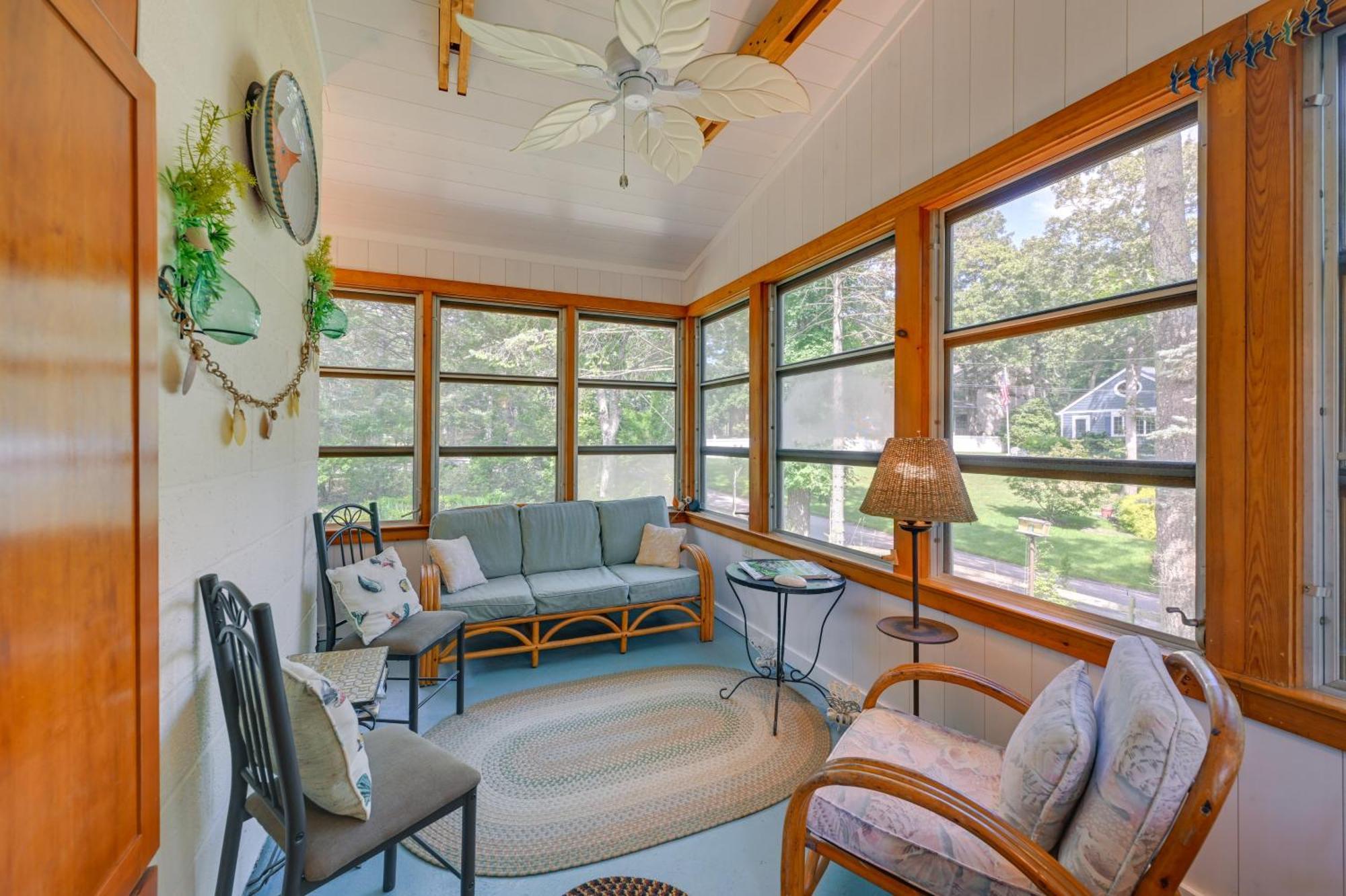 Home In Long Island Wine Country - Walk To Beach! Cutchogue Extérieur photo
