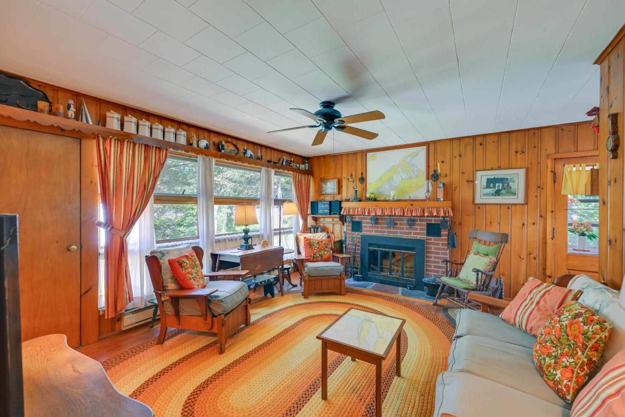 Home In Long Island Wine Country - Walk To Beach! Cutchogue Extérieur photo